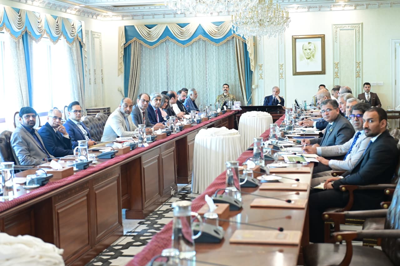 PM Shehbaz Chairs High Level Meeting to Boost Overseas Employment Opportunities for Pakistani Youth