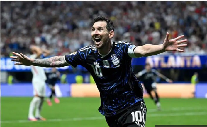 Argentina Stun England with Dramatic Comeback to Reach FIFA World Cup Final