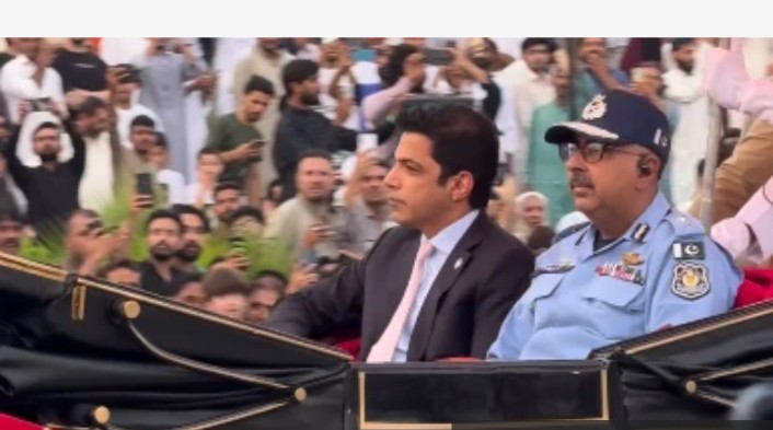Horse-Drawn Carriage at Islamabad Independence Day Parade Draws Criticism